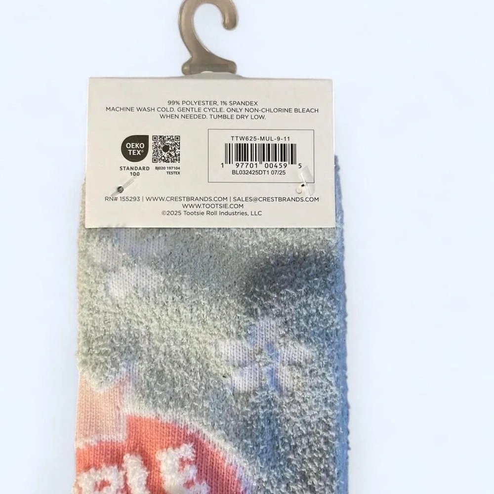 Dubble‎ Bubble blue fuzzy socks with logo print size 5-9.5
